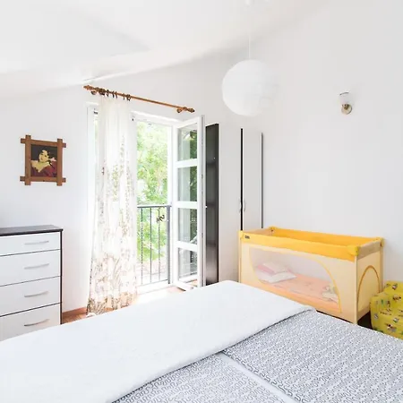 Mare Apartment Postira