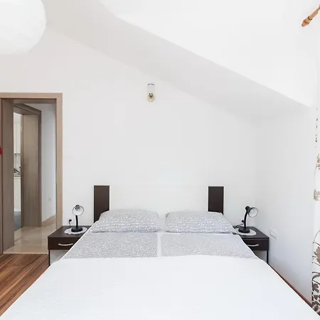 Mare Apartment