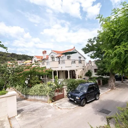 Mare Appartement Postira